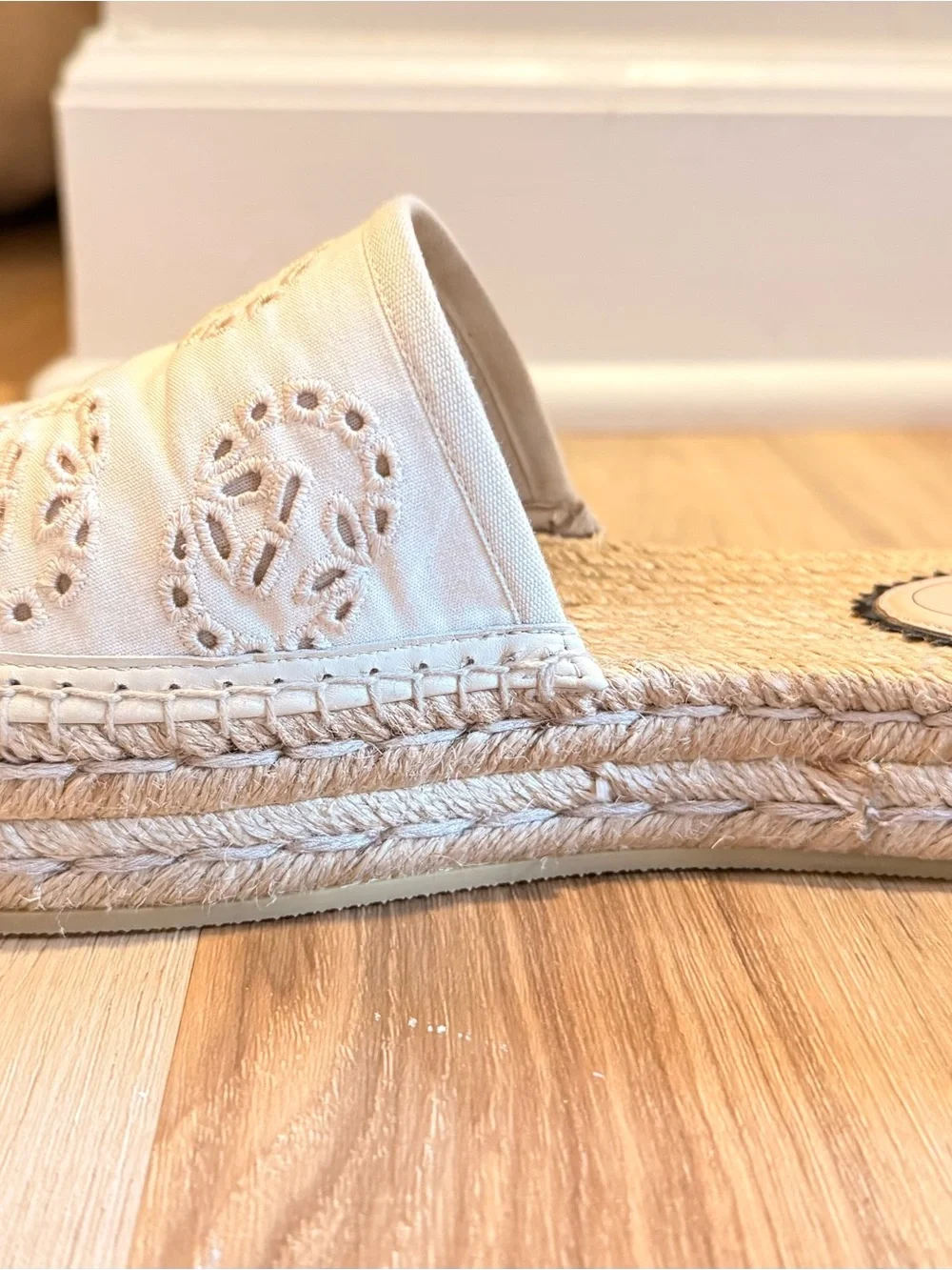Gucci Cream Espadrille Slide with Woven Jute Platform